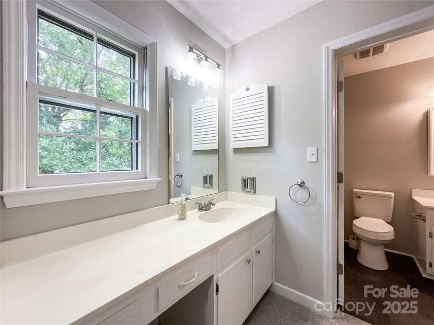 2619 Quailrush Road, Charlotte, NC 28226.  MLS# CAR4264373, YatesRealty ID 18497. 