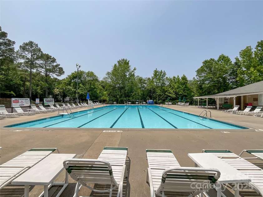 2619 Quailrush Road, Charlotte, NC 28226.  MLS# CAR4264373, YatesRealty ID 18497. 