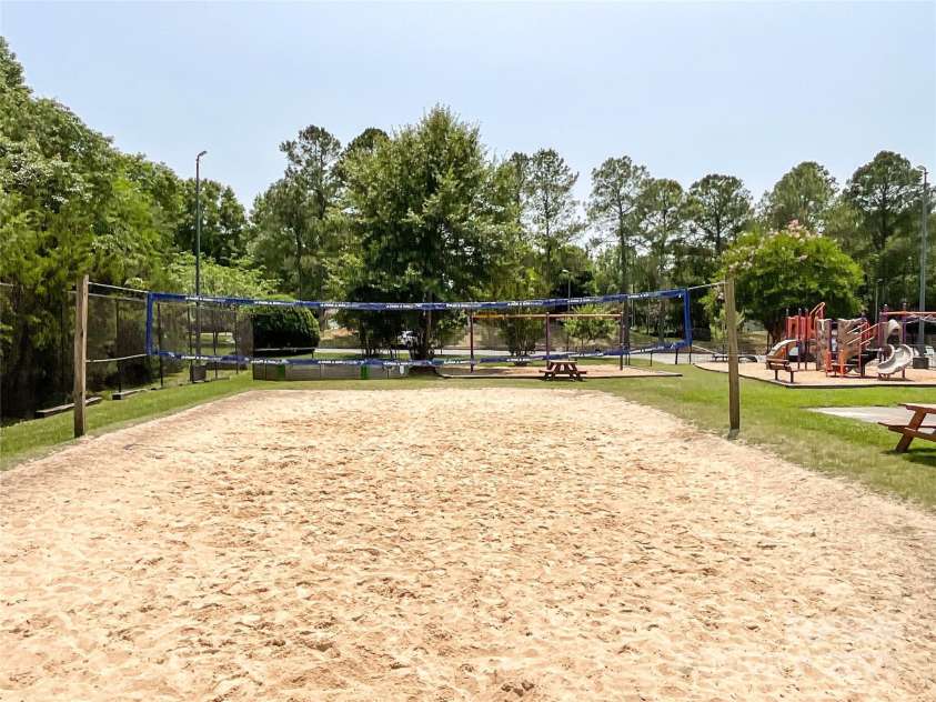 2619 Quailrush Road, Charlotte, NC 28226.  MLS# CAR4264373, YatesRealty ID 18497. 