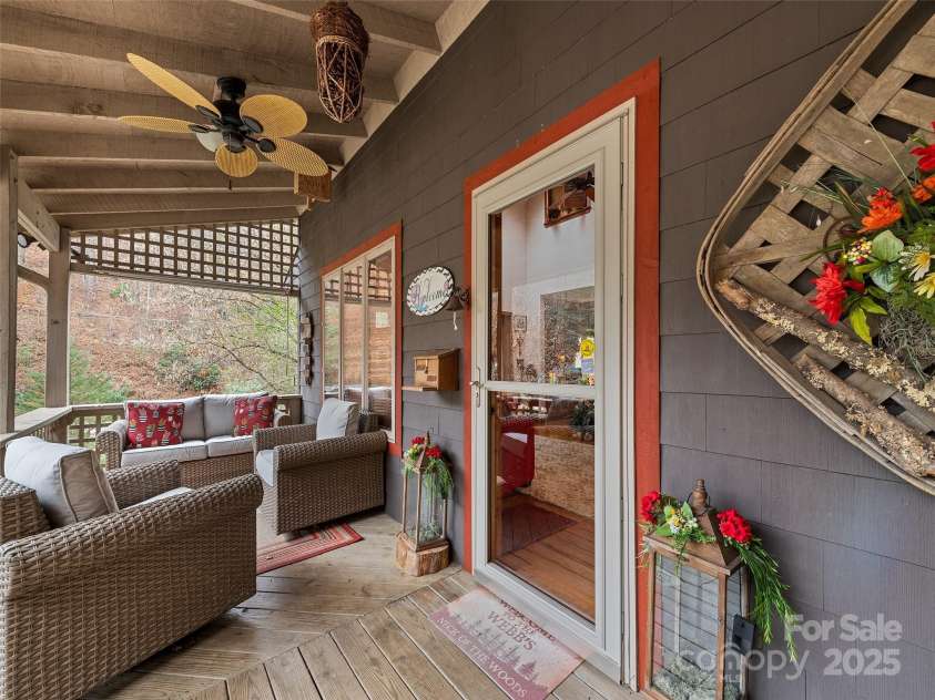 41 Cottontail Lane, Canton, NC 28716.  MLS# CAR4210701, YatesRealty ID 18498. 