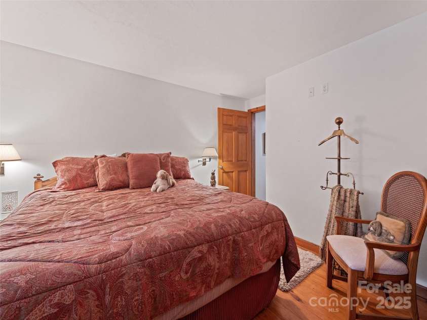 41 Cottontail Lane, Canton, NC 28716.  MLS# CAR4210701, YatesRealty ID 18498. 