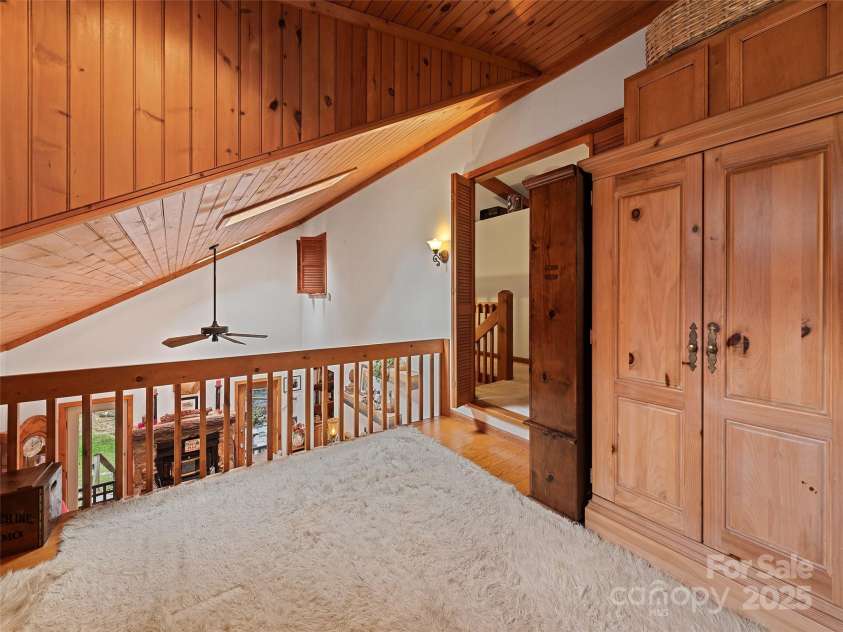 41 Cottontail Lane, Canton, NC 28716.  MLS# CAR4210701, YatesRealty ID 18498. 