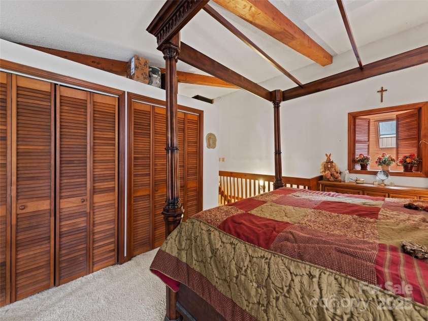 41 Cottontail Lane, Canton, NC 28716.  MLS# CAR4210701, YatesRealty ID 18498. 