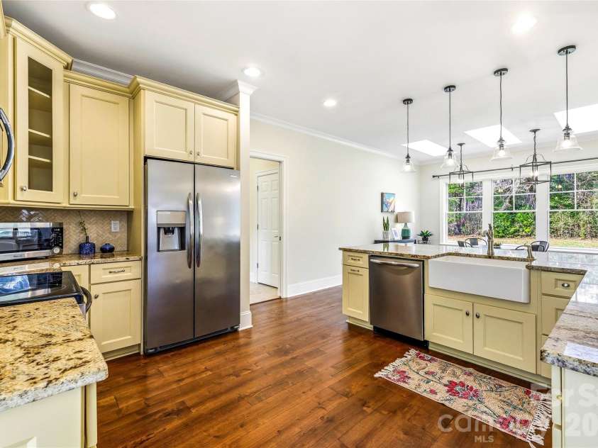 74 Shipman Parkway, Flat Rock, NC 28731.  MLS# CAR4333958, YatesRealty ID 18498. 