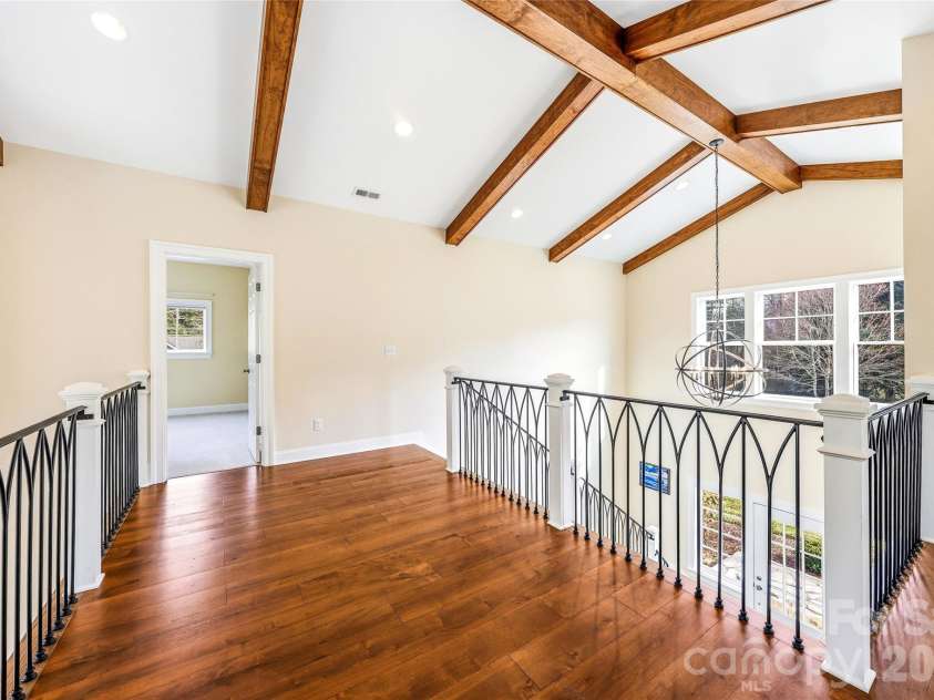 74 Shipman Parkway, Flat Rock, NC 28731.  MLS# CAR4333958, YatesRealty ID 18498. 