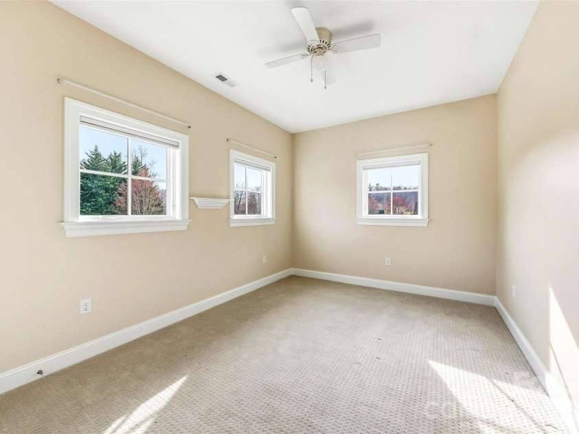 74 Shipman Parkway, Flat Rock, NC 28731.  MLS# CAR4333958, YatesRealty ID 18498. 