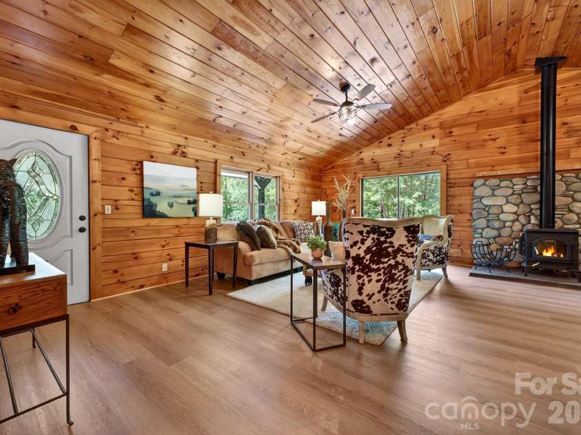 443 Cascades Parkway, Nebo, NC 28761.  MLS# CAR4375934, YatesRealty ID 18499. 