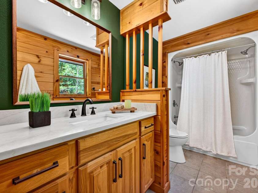 443 Cascades Parkway, Nebo, NC 28761.  MLS# CAR4375934, YatesRealty ID 18499. 