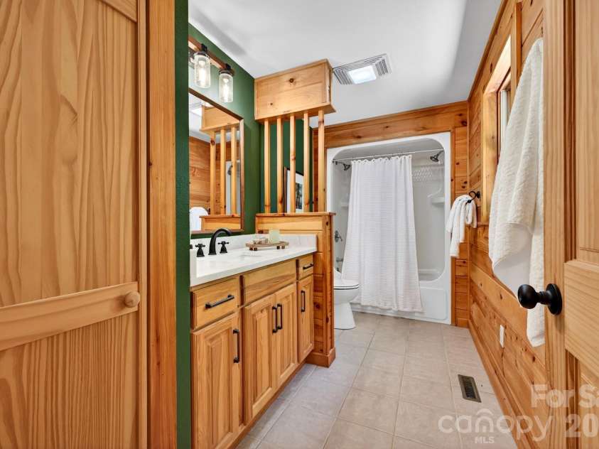 443 Cascades Parkway, Nebo, NC 28761.  MLS# CAR4375934, YatesRealty ID 18499. 
