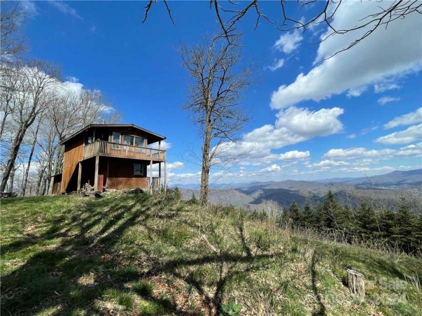 1375 Swing Road, Burnsville, NC 28714.  MLS# CAR4131042, YatesRealty ID 185. 