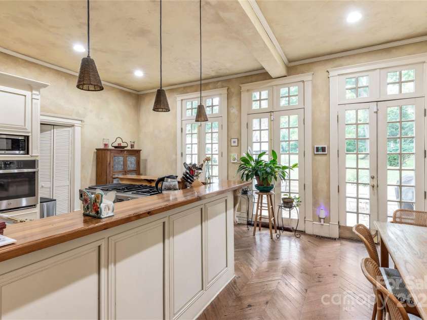 7 Kings Mountain Street, York, SC 29745.  MLS# CAR4261573, YatesRealty ID 185. 