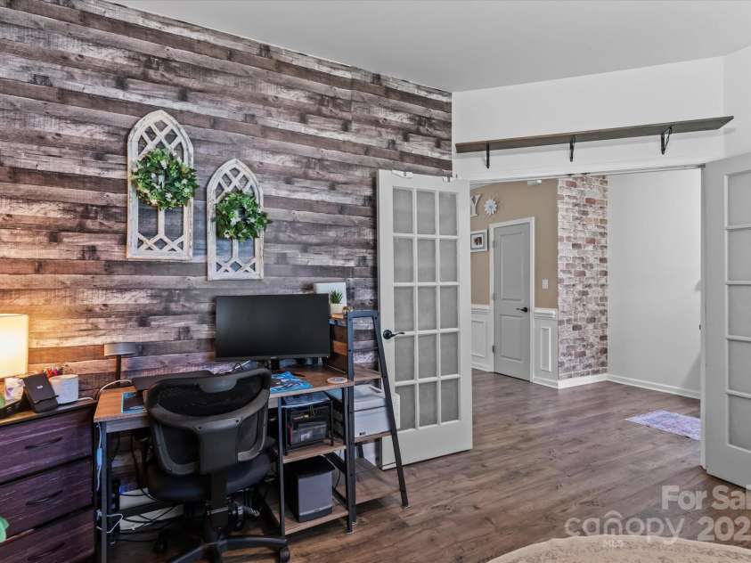 301 Wheat Field Drive, Mount Holly, NC 28120.  MLS# CAR4267652, YatesRealty ID 18501. 