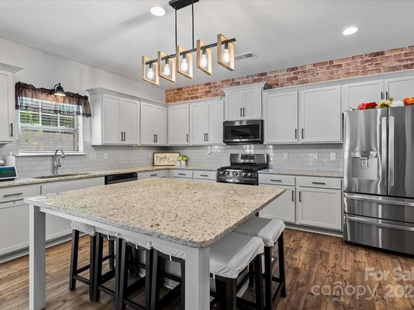 301 Wheat Field Drive, Mount Holly, NC 28120.  MLS# CAR4267652, YatesRealty ID 18501. 