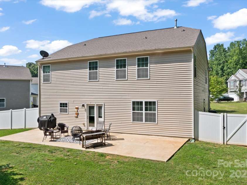 301 Wheat Field Drive, Mount Holly, NC 28120.  MLS# CAR4267652, YatesRealty ID 18501. 