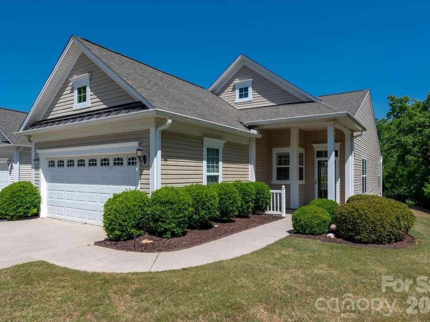 6056 Great Basin Lane, Fort Mill, SC 29707.  MLS# CAR4373434, YatesRealty ID 18501. 