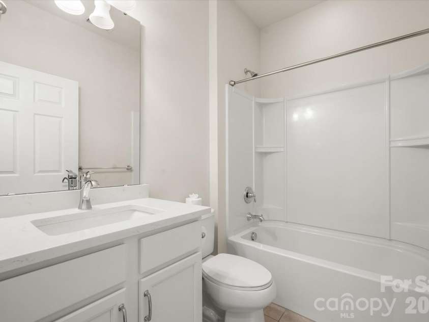 6056 Great Basin Lane, Fort Mill, SC 29707.  MLS# CAR4373434, YatesRealty ID 18501. 