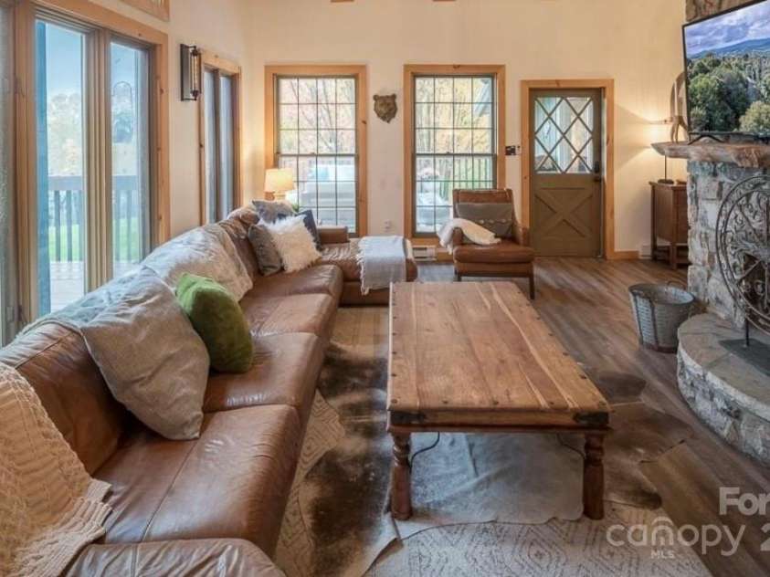 103 Golf Lane, Beech Mountain, NC 28604.  MLS# CAR4238459, YatesRealty ID 18502. 