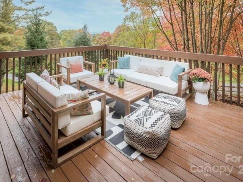 103 Golf Lane, Beech Mountain, NC 28604.  MLS# CAR4238459, YatesRealty ID 18502. 