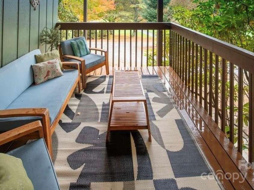 103 Golf Lane, Beech Mountain, NC 28604.  MLS# CAR4238459, YatesRealty ID 18502. 