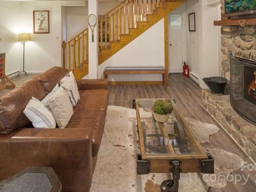 103 Golf Lane, Beech Mountain, NC 28604.  MLS# CAR4238459, YatesRealty ID 18502. 