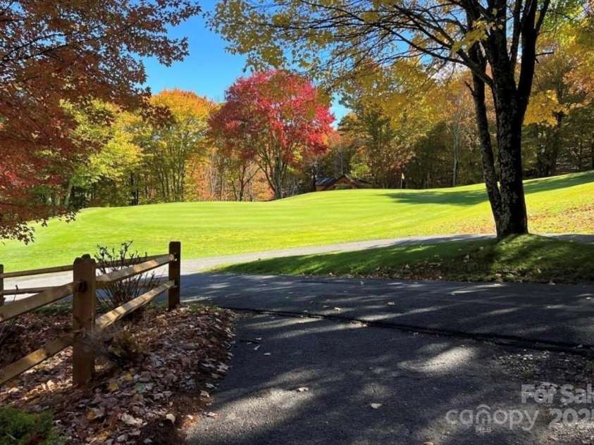 103 Golf Lane, Beech Mountain, NC 28604.  MLS# CAR4238459, YatesRealty ID 18502. 