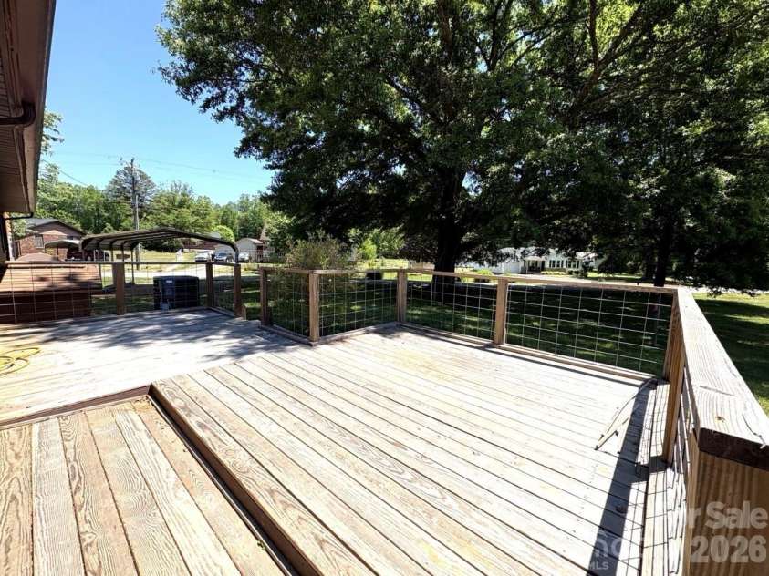 3253 US 70 Highway, Marion, NC 28752.  MLS# CAR4335999, YatesRealty ID 18502. 