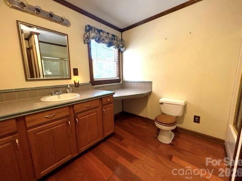 3253 US 70 Highway, Marion, NC 28752.  MLS# CAR4335999, YatesRealty ID 18502. Bath Main