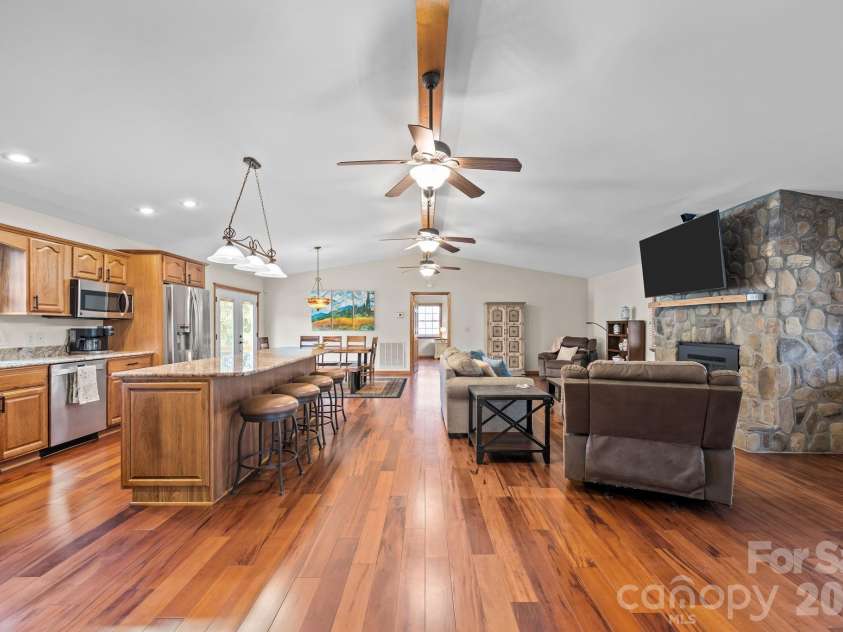 79 Winslow Road, Waynesville, NC 28786.  MLS# CAR4336672, YatesRealty ID 18504. 