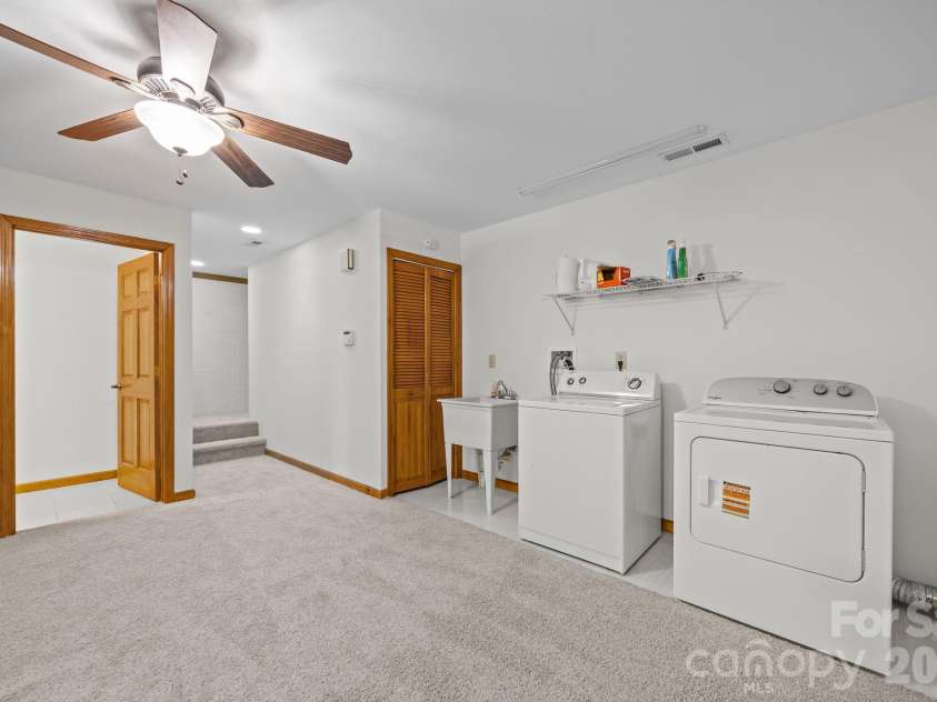 79 Winslow Road, Waynesville, NC 28786.  MLS# CAR4336672, YatesRealty ID 18504. 