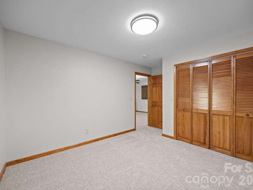 79 Winslow Road, Waynesville, NC 28786.  MLS# CAR4336672, YatesRealty ID 18504. 