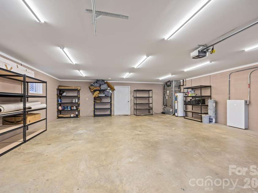 79 Winslow Road, Waynesville, NC 28786.  MLS# CAR4336672, YatesRealty ID 18504. 