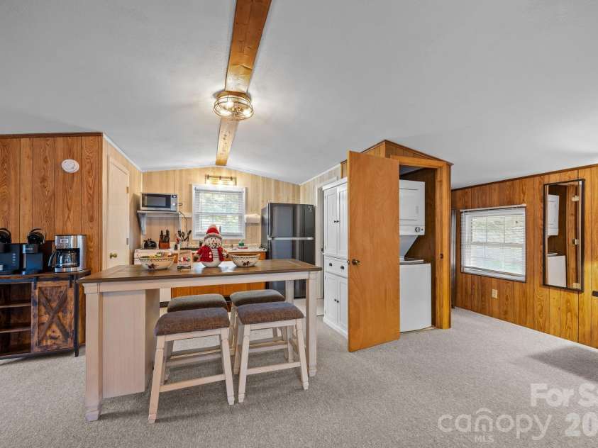 79 Winslow Road, Waynesville, NC 28786.  MLS# CAR4336672, YatesRealty ID 18504. 
