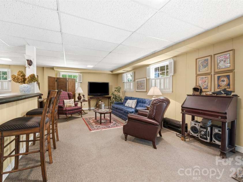 1018 Myers Circle, Lancaster, SC 29720.  MLS# CAR4377025, YatesRealty ID 18505. 