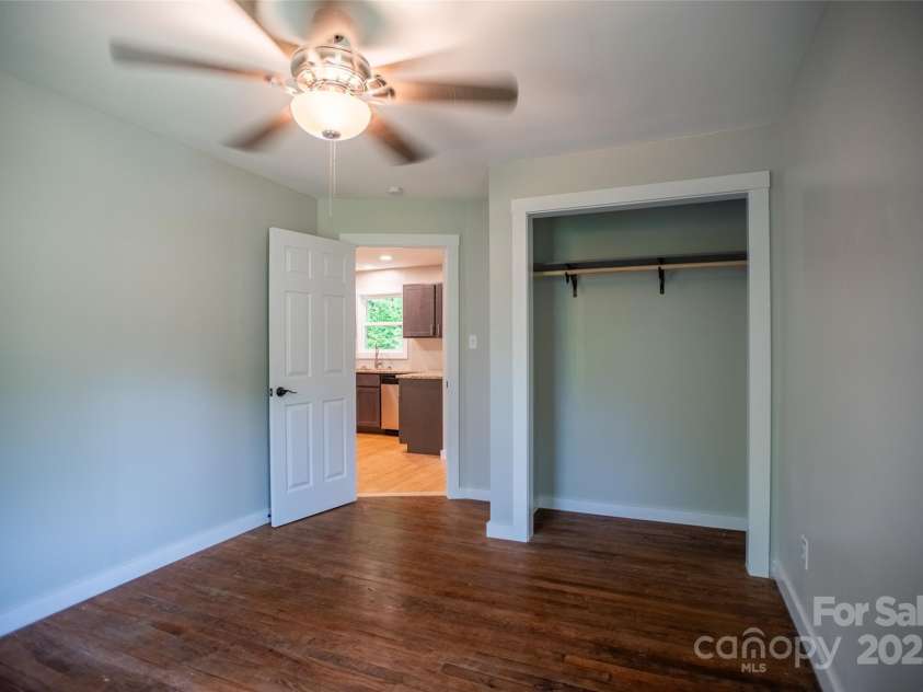 307 Hawthorne Avenue, Swannanoa, NC 28778.  MLS# CAR4288660, YatesRealty ID 18505. 