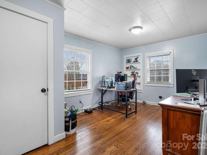 591 Oak Street, Marion, NC 28752.  MLS# CAR4253110, YatesRealty ID 18506. Office View 2.