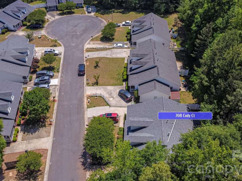 708 Cody Court, Fort Mill, SC 29715.  MLS# CAR4372904, YatesRealty ID 18506. 