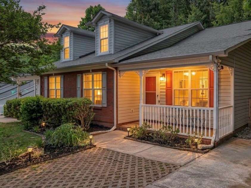 708 Cody Court, Fort Mill, SC 29715.  MLS# CAR4372904, YatesRealty ID 18506. 