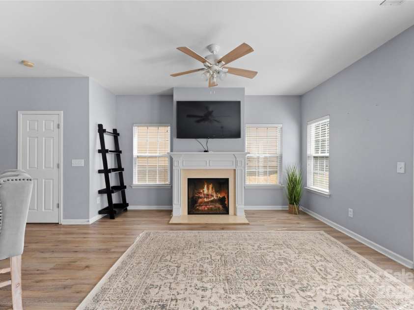 2259 Crosscut Drive, Charlotte, NC 28214.  MLS# CAR4234585, YatesRealty ID 18508. 