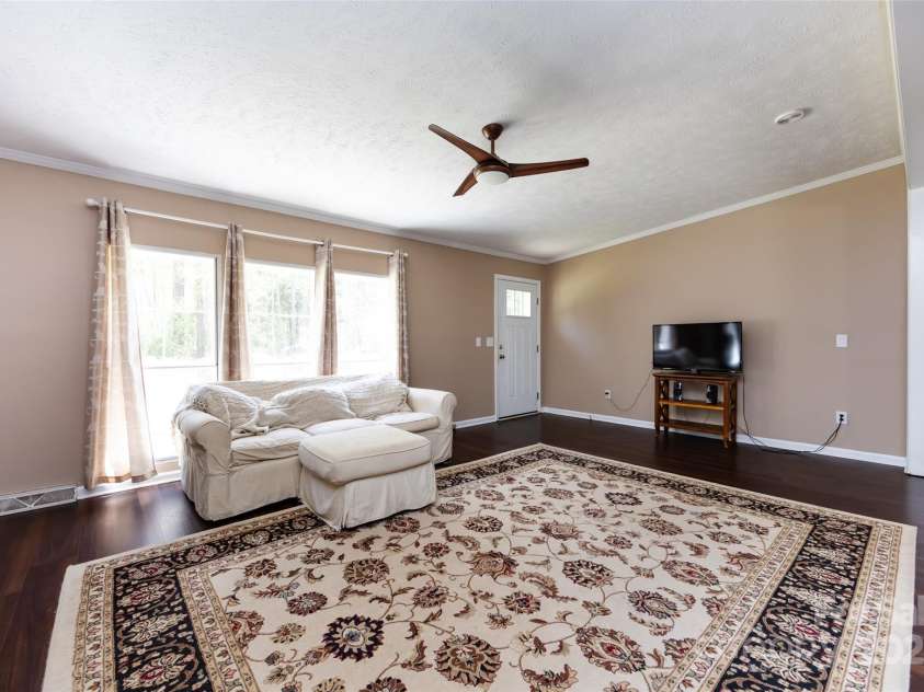 9009 Quail Roost Drive, Waxhaw, NC 28173.  MLS# CAR4239665, YatesRealty ID 18509. 