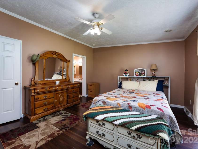 9009 Quail Roost Drive, Waxhaw, NC 28173.  MLS# CAR4239665, YatesRealty ID 18509. 