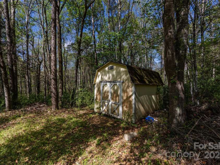 9009 Quail Roost Drive, Waxhaw, NC 28173.  MLS# CAR4239665, YatesRealty ID 18509. 