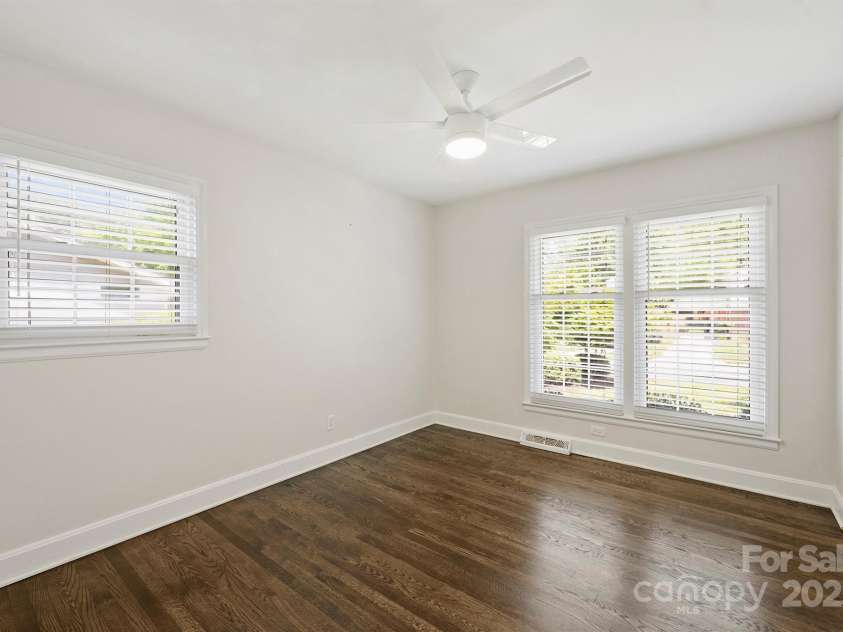 6938 Wrentree Drive, Charlotte, NC 28210.  MLS# CAR4266582, YatesRealty ID 18510. 