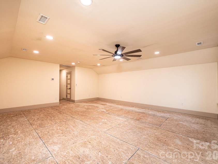 1610 Summerlin Place, Newton, NC 28658.  MLS# CAR4352272, YatesRealty ID 18511. 