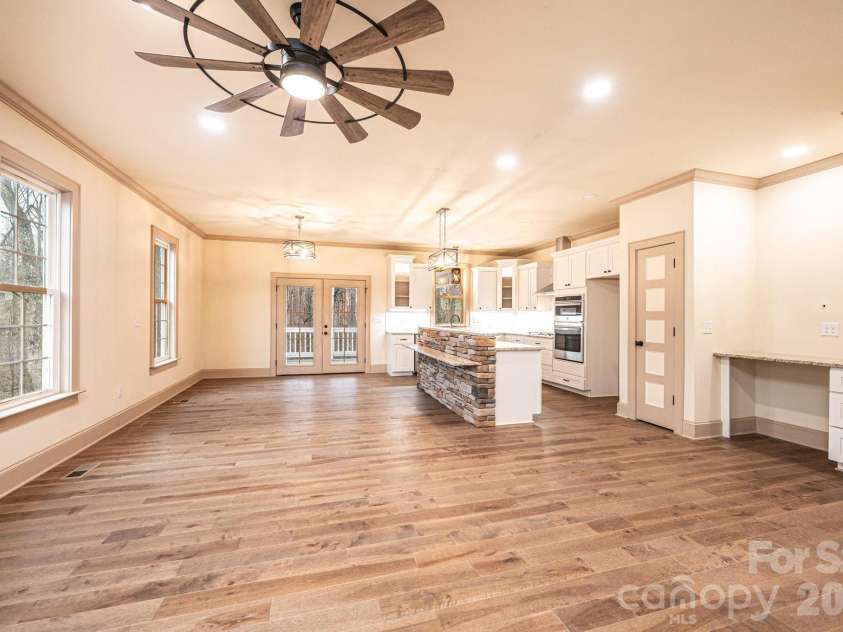 1610 Summerlin Place, Newton, NC 28658.  MLS# CAR4352272, YatesRealty ID 18511. 