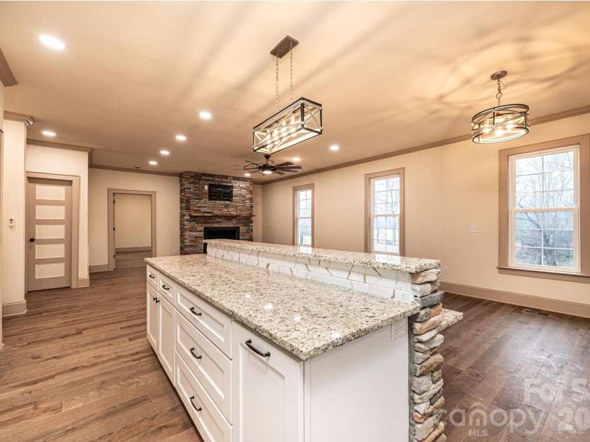1610 Summerlin Place, Newton, NC 28658.  MLS# CAR4352272, YatesRealty ID 18511. 
