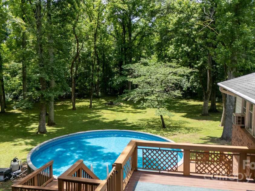 2605 Camelot Drive, Rock Hill, SC 29732.  MLS# CAR4265227, YatesRealty ID 18515. 