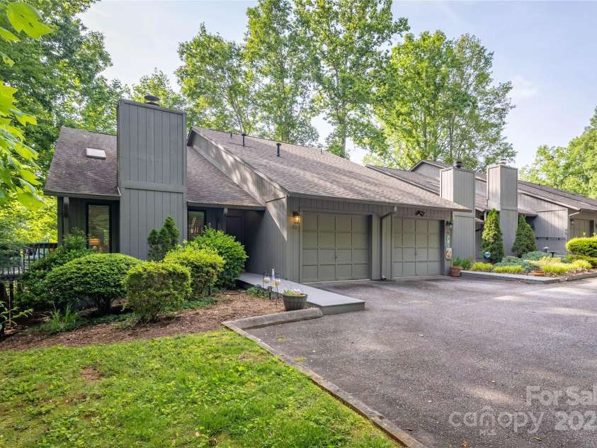 206 Independence Trail, Morganton, NC 28655.  MLS# CAR4261521, YatesRealty ID 18516. 