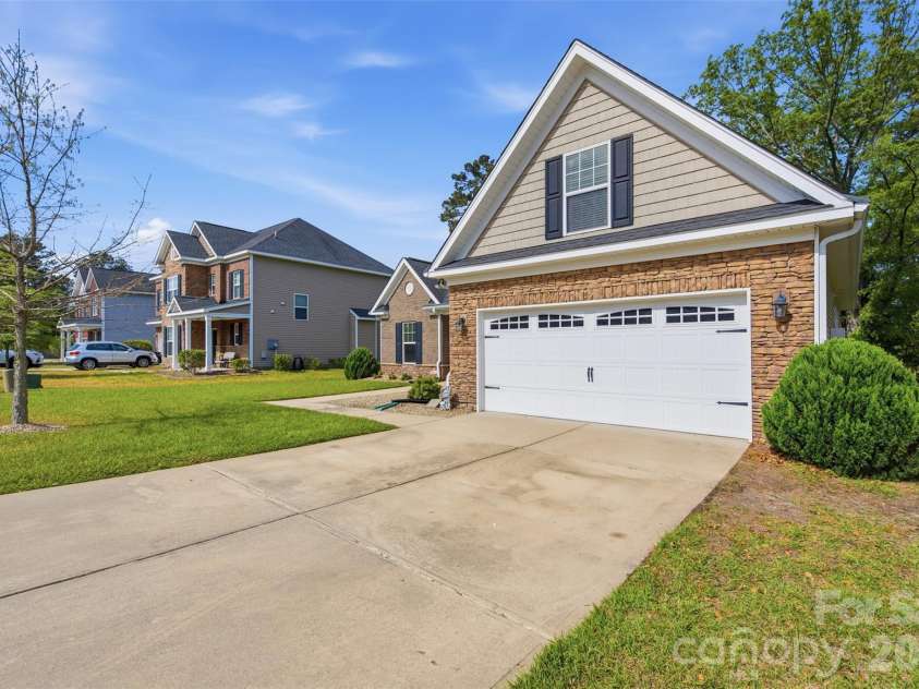 743 Eden hall Drive, Columbia, SC 29229.  MLS# CAR4369055, YatesRealty ID 18516. 