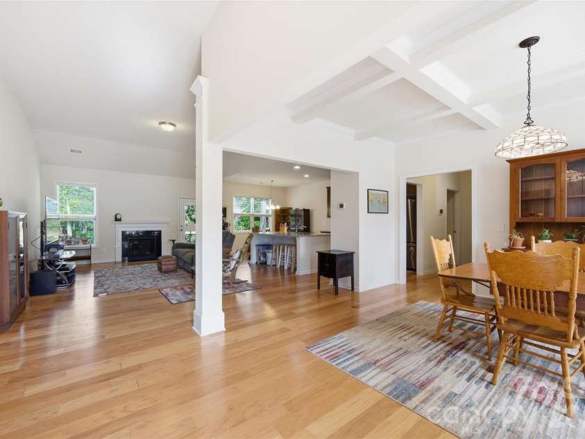 743 Eden hall Drive, Columbia, SC 29229.  MLS# CAR4369055, YatesRealty ID 18516. 