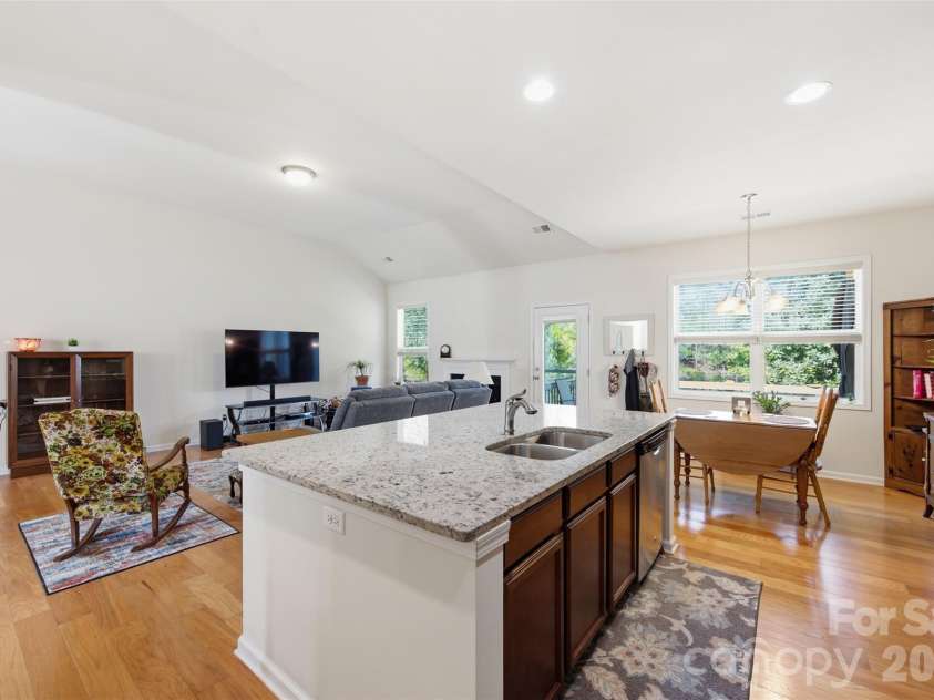 743 Eden hall Drive, Columbia, SC 29229.  MLS# CAR4369055, YatesRealty ID 18516. 